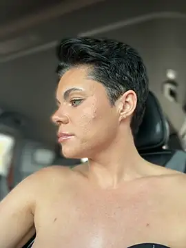 LukeLouHarvey online show from February 3, 3:59 am