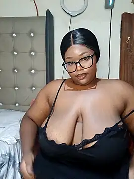 Aalyiah445 online show from January 19, 7:48 am