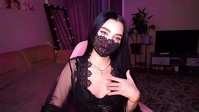   Malika   online show from November 25, 3:03 pm