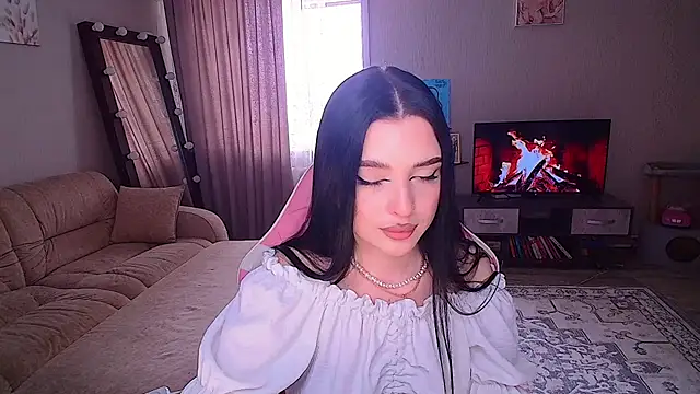   Malika   online show from April 6, 3:50 am