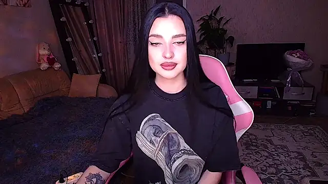   Malika   online show from February 21, 3:35 pm