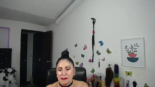 mature bigboobs10 online show from January 11, 4:50 am