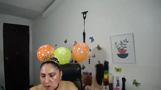 mature bigboobs10 online show from December 5, 4:45 am