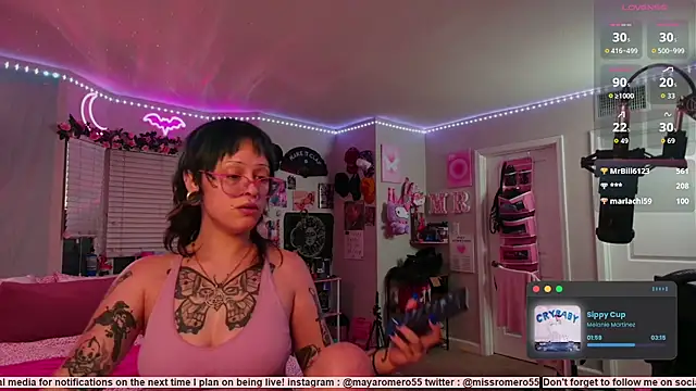 Snapshot of MissRomero chatting on September 12, 2:12 am MissRomero online show from September 12, 2:12 am