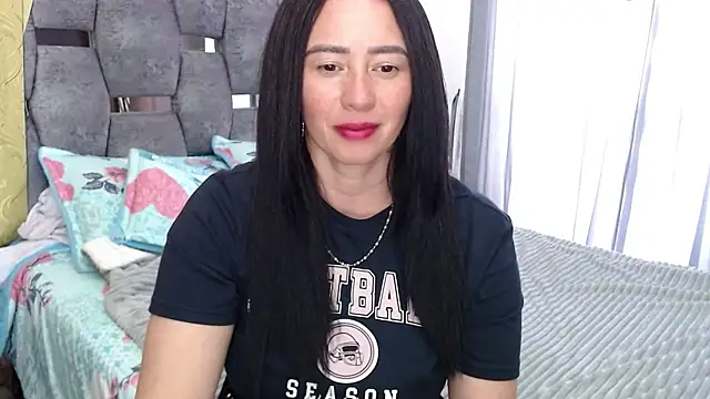 sara hott 1 online show from September 25, 8:17 pm