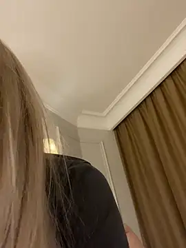 SophieBaley online show from February 15, 2:47 am