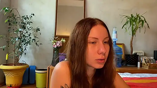 elfess online show from October 3, 9:36 am