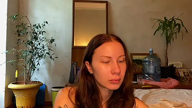 elfess online show from September 19, 11:20 am