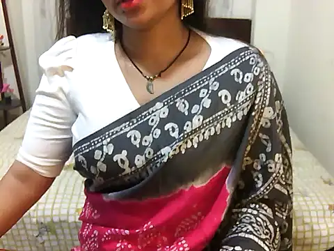 cutebengaligirl online show from May 9, 7:38 pm