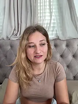 MileySummer online show from December 18, 9:58 am