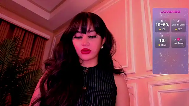 YOURCRISTINAS online show from March 31, 6:35 am