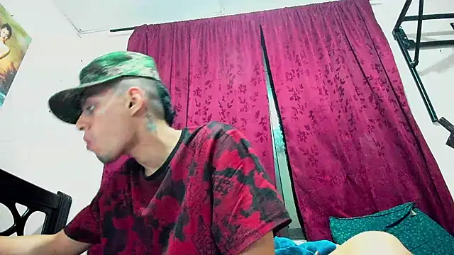 davidlatin66 online show from September 30, 1:55 am