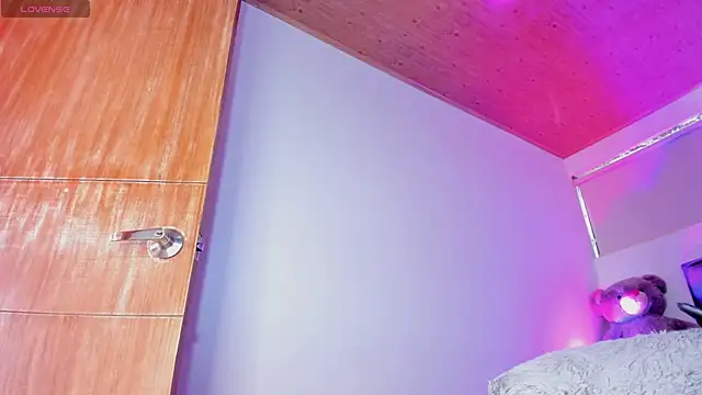 iriss 25 online show from November 5, 2:22 pm