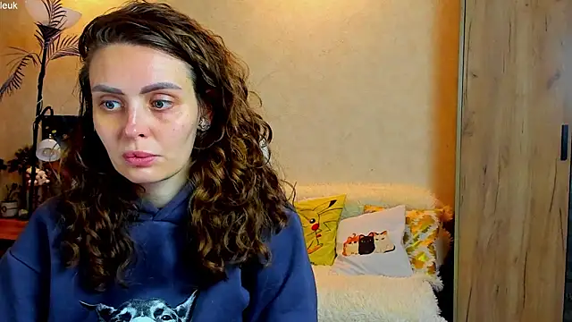 mia grantes online show from October 7, 5:28 pm