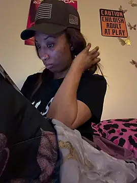 Iceblanca online show from April 18, 11:15 pm