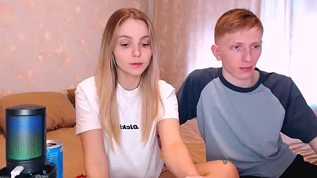 juliaanddima online show from March 6, 9:48 am