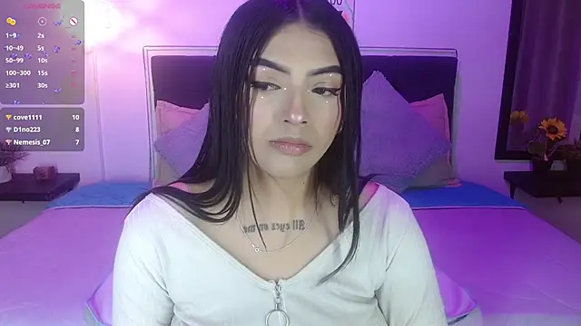 Snapshot of eva_six chatting on October 9, 7:40 pm eva six online show from October 9, 7:40 pm