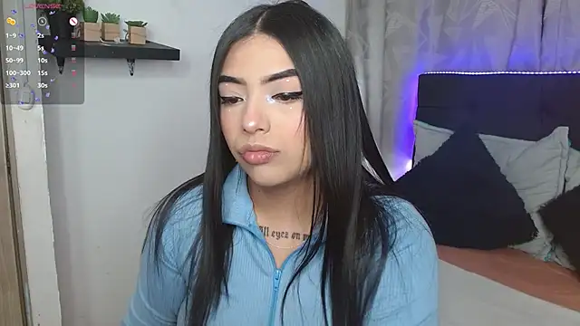 Snapshot of eva_six chatting on October 13, 7:05 pm eva six online show from October 13, 7:05 pm