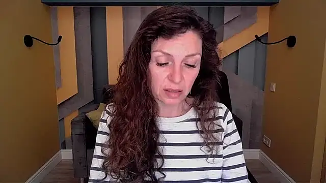 EllaLong online show from April 11, 11:36 am