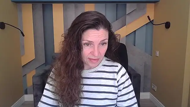 EllaLong online show from November 5, 12:32 pm