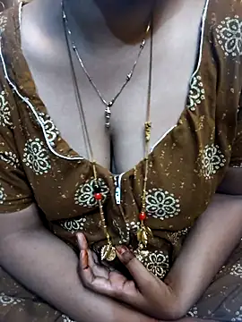 tuttifrutti17 online show from April 21, 5:09 pm