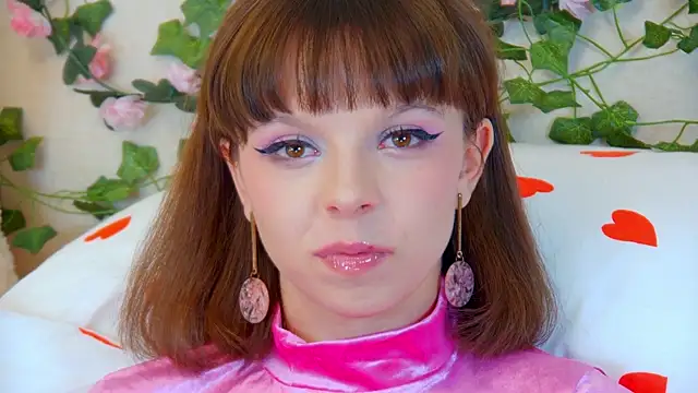 ElisabethDavis online show from April 18, 7:07 pm