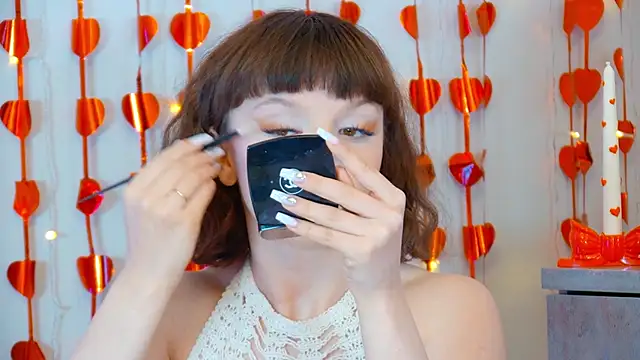 ElisabethDavis online show from February 5, 3:48 pm