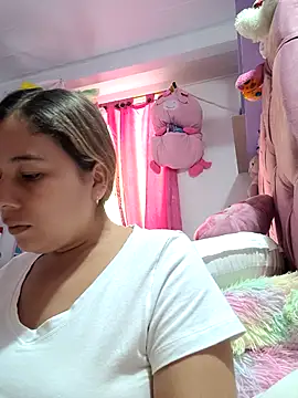 selena gomez2 online show from March 9, 2:09 pm