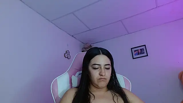 Dakota bumm online show from November 25, 4:20 pm