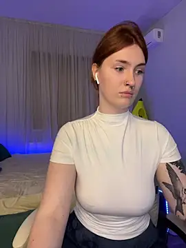  Chlo  e online show from October 27, 9:53 pm