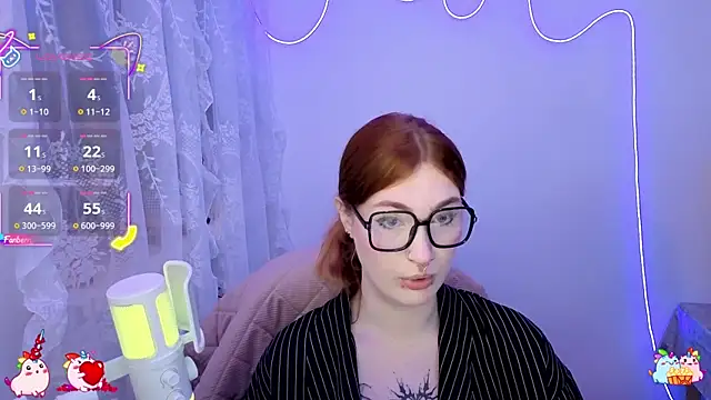  Chlo  e online show from November 27, 8:01 pm