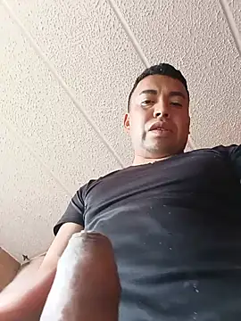 Diego leon27 online show from August 3, 9:09 pm