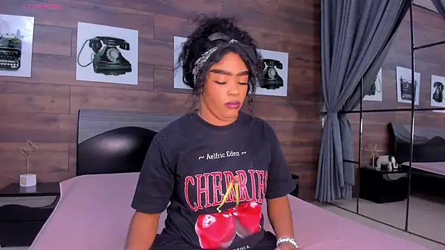 peachbrii online show from July 7, 12:52 pm