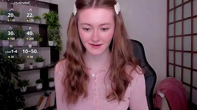 KateCuddle online show from April 6, 4:46 am