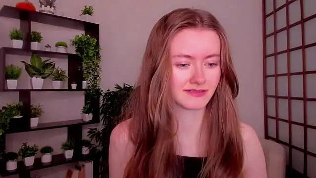 Snapshot of KateCuddle chatting on October 9, 2:59 am KateCuddle online show from October 9, 2:59 am