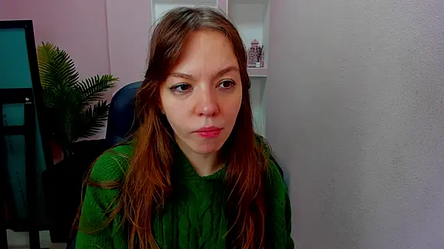 Persephoni online show from December 1, 8:44 pm