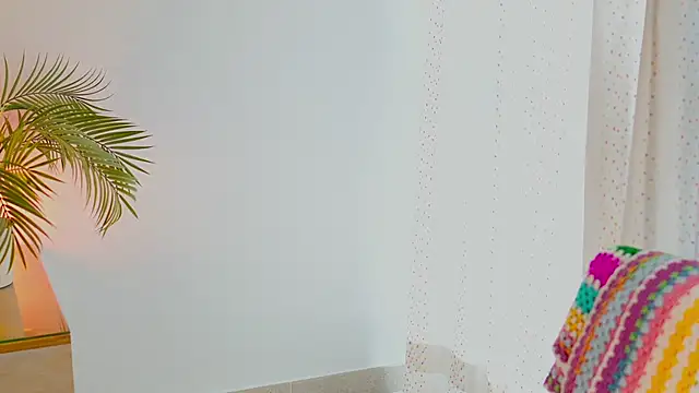 anabelcurvy online show from December 15, 1:38 pm