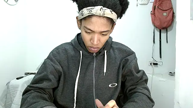 angelamarie1 online show from October 7, 11:14 am