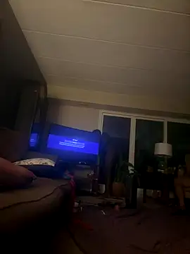 versetopcouple online show from October 8, 7:02 am