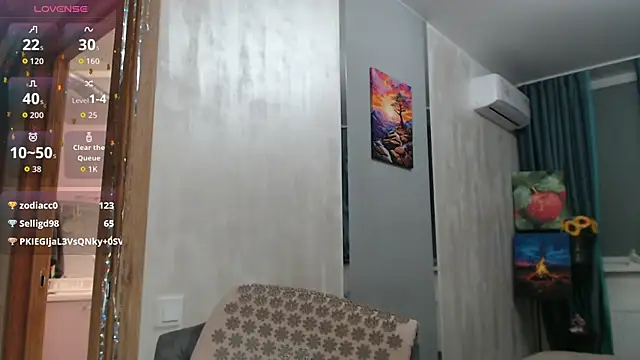 Stacy Davice online show from February 18, 7:13 pm