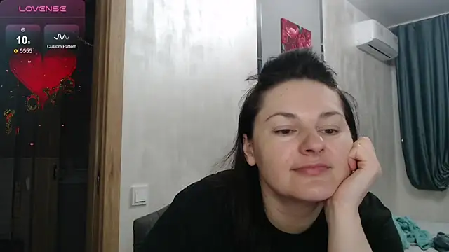 Stacy Davice online show from October 10, 9:20 pm