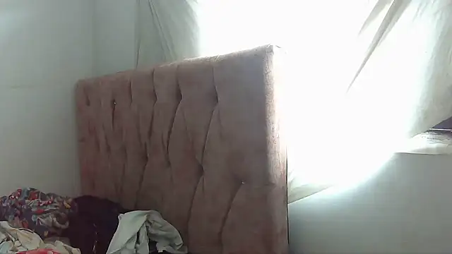 charrysexy1 online show from February 14, 7:16 pm