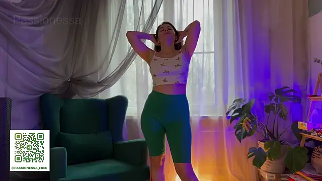 passionessa online show from December 19, 9:12 am