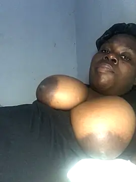 sweett shaley online show from October 3, 11:10 pm