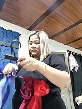 Dalessa Bigtits online show from March 12, 10:23 pm