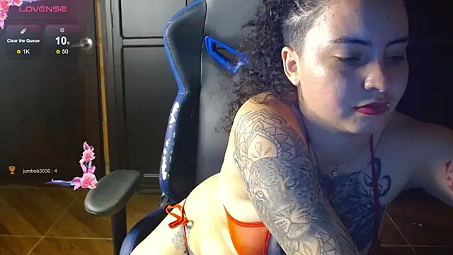 jaydensalvatore  online show from February 9, 9:50 pm