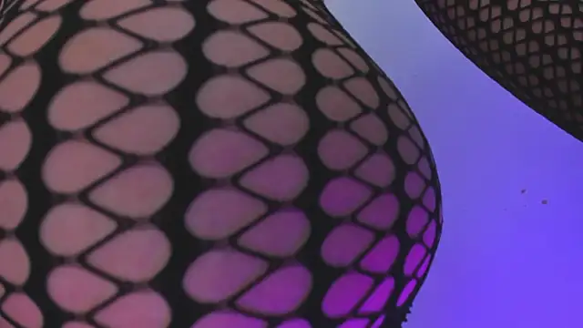 Snapshot of sofihill01 chatting on September 12, 12:00 am sofihill01 online show from September 12, 12:00 am