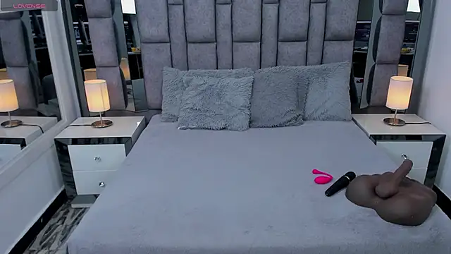 EMMAHILL1 online show from November 29, 11:36 am