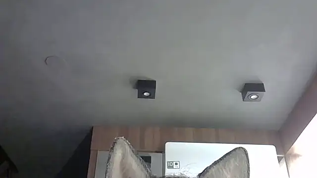 Skinny-Kitten online show from October 28, 3:12 am