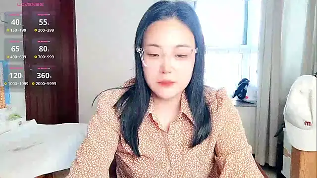 Vivianangn-e online show from April 17, 1:40 am